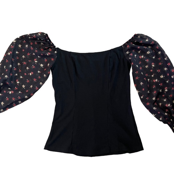 NWT BLACK RIBBED FULL LENGTH TOP WITH FLORAL PRINT MESH LONG SLEEVES SIZE SMALL - Picture 1 of 7